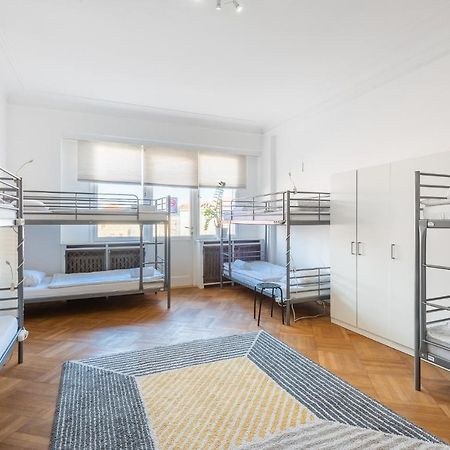 Mcsleep Hostel Praha Bagian luar foto