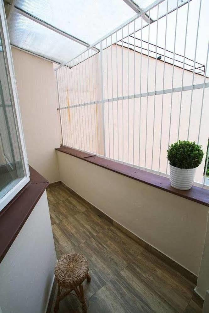 Mcsleep Hostel Praha Bagian luar foto