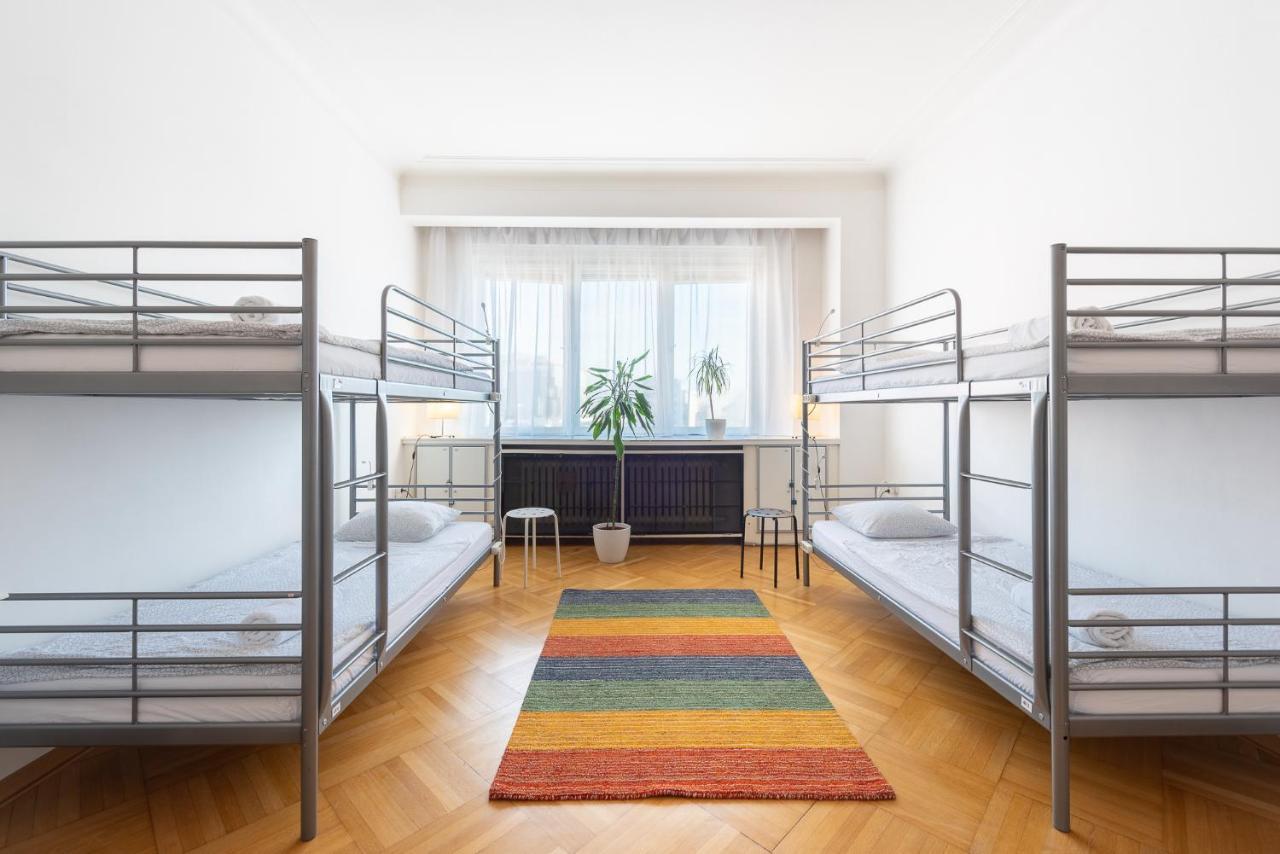 Mcsleep Hostel Praha Bagian luar foto