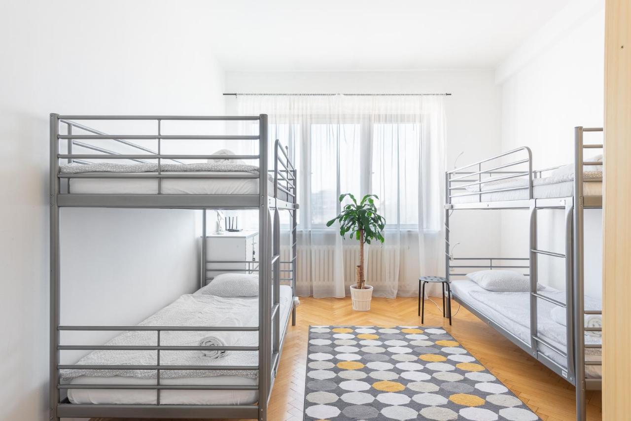 Mcsleep Hostel Praha Bagian luar foto